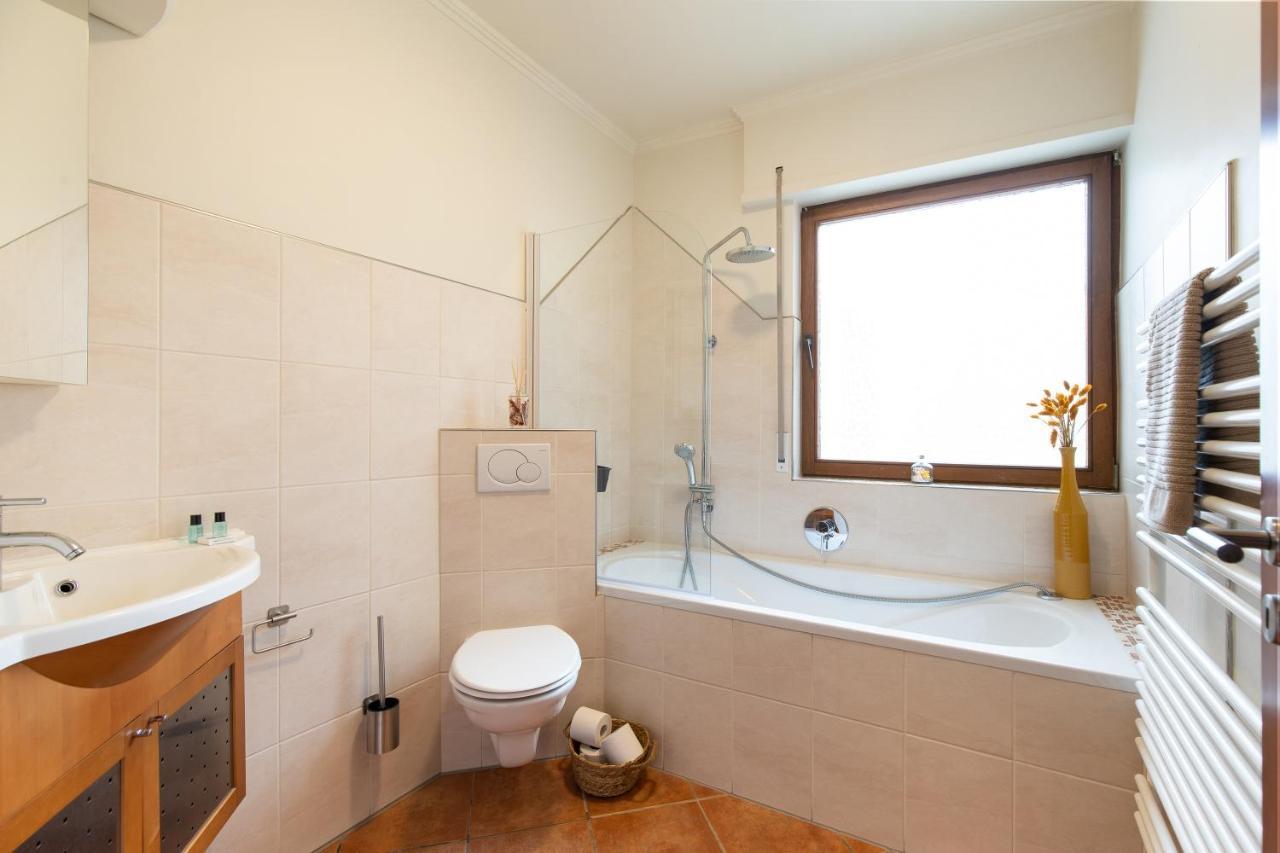 شقة Haus Blaue Traube Mit Moselblick إيديغير إيلير المظهر الخارجي الصورة