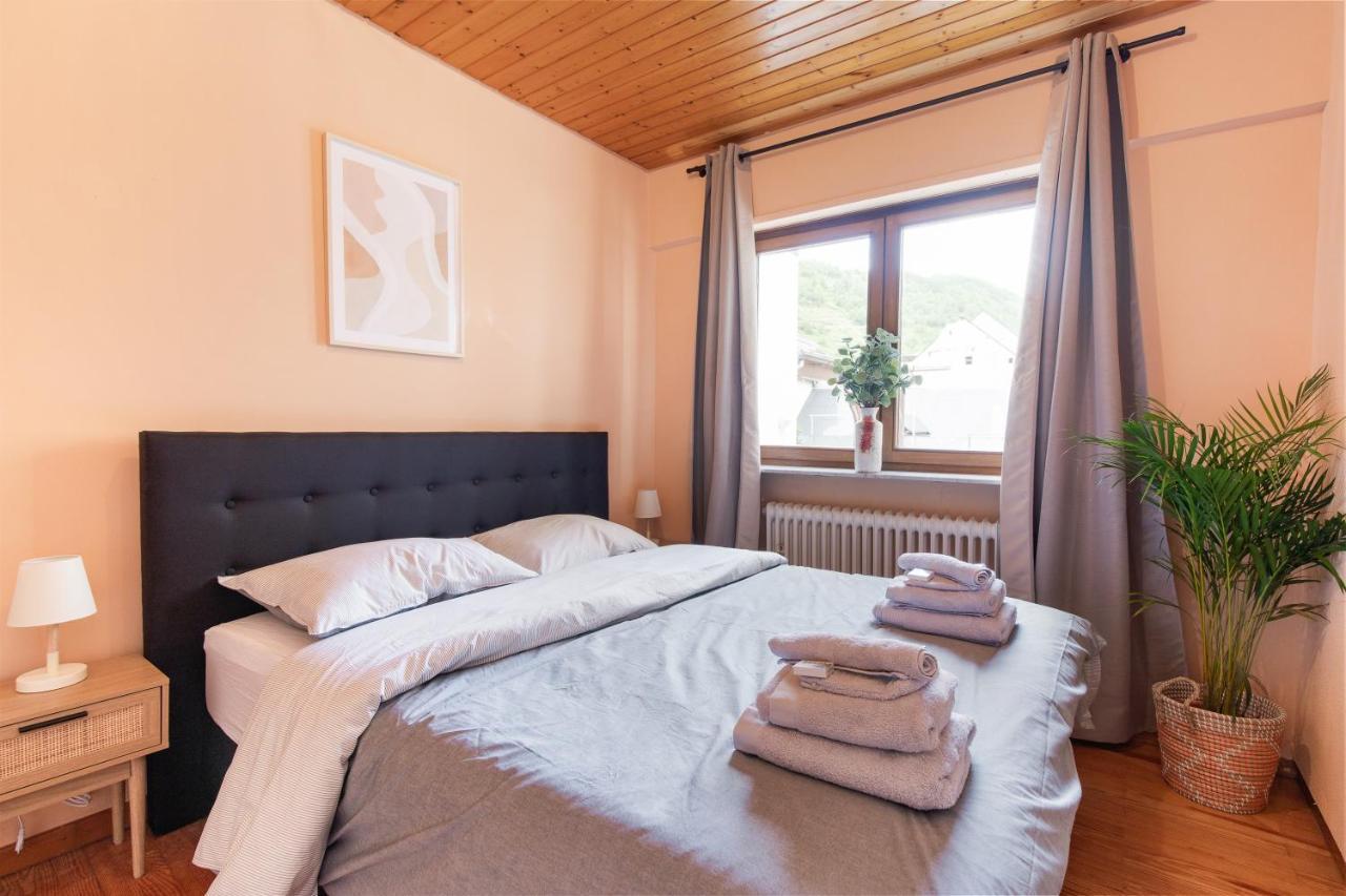 شقة Haus Blaue Traube Mit Moselblick إيديغير إيلير المظهر الخارجي الصورة