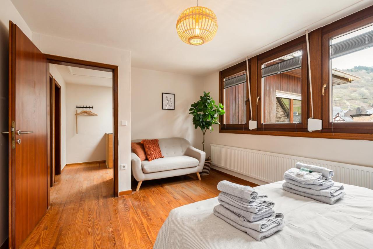 شقة Haus Blaue Traube Mit Moselblick إيديغير إيلير المظهر الخارجي الصورة